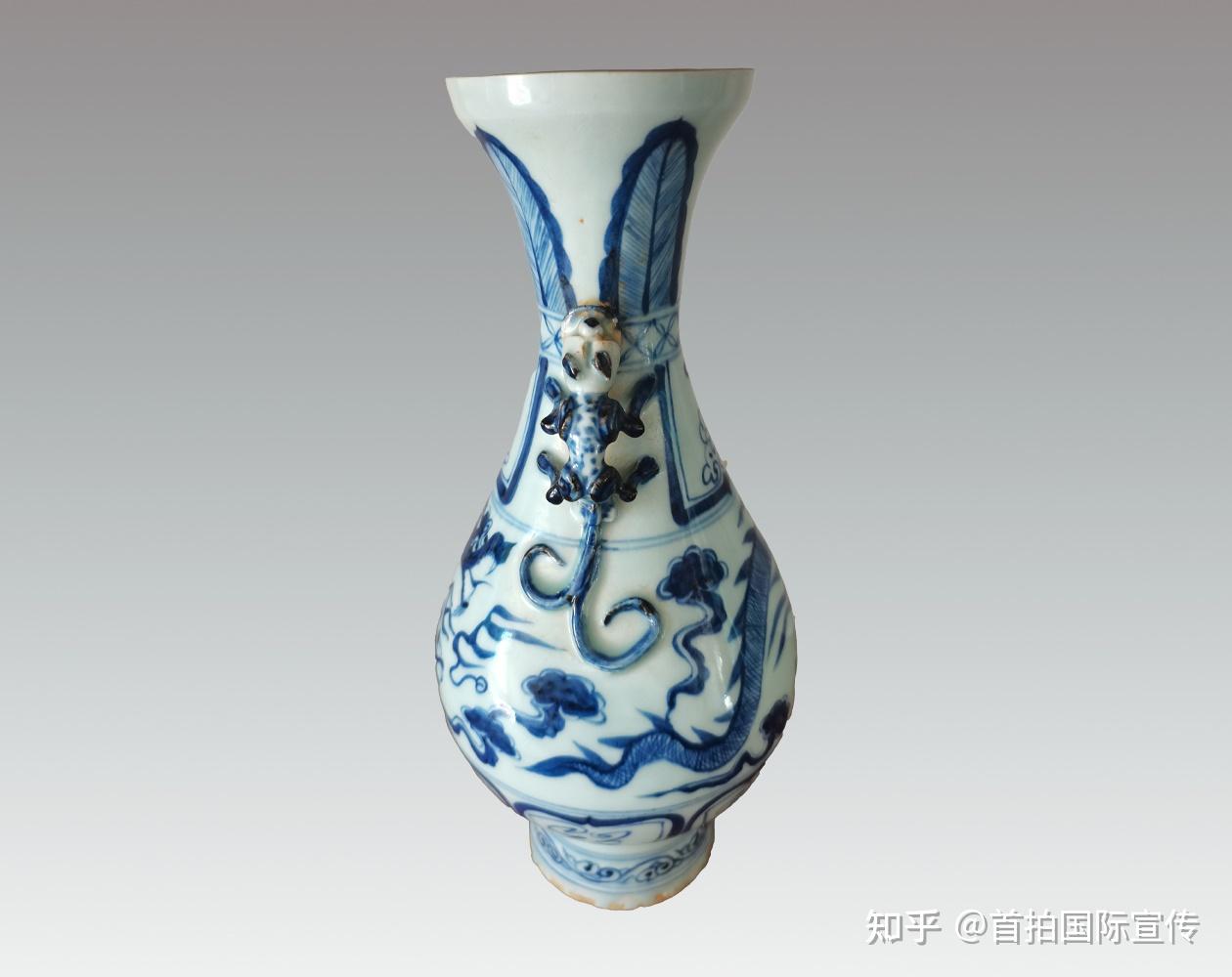 景徳鎮 青花山川紋菜箙瓶 – Blue and white porcelain | 陶磁