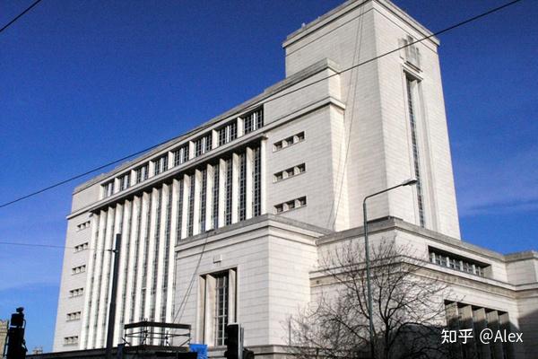 院校简介:诺丁汉特伦特大学(nottingham trent university)位于英国