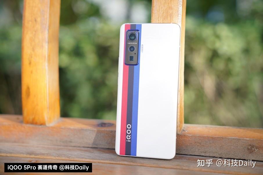 手机界的二代目——令人真香的iqoo