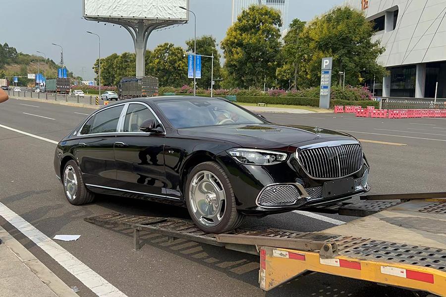 2022成都车展探馆梅赛德斯迈巴赫s6804matic