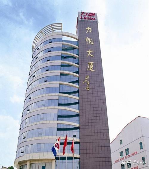 而力帆的下坡路,同样是从一个决策开始的,2010年,上市以后的力帆早就