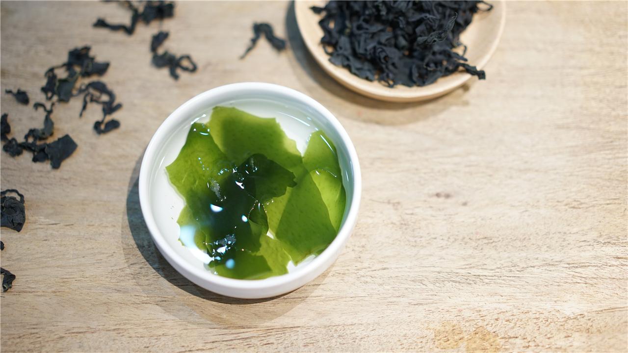 海里补钙王裙带菜来自海洋的宝贵馈赠