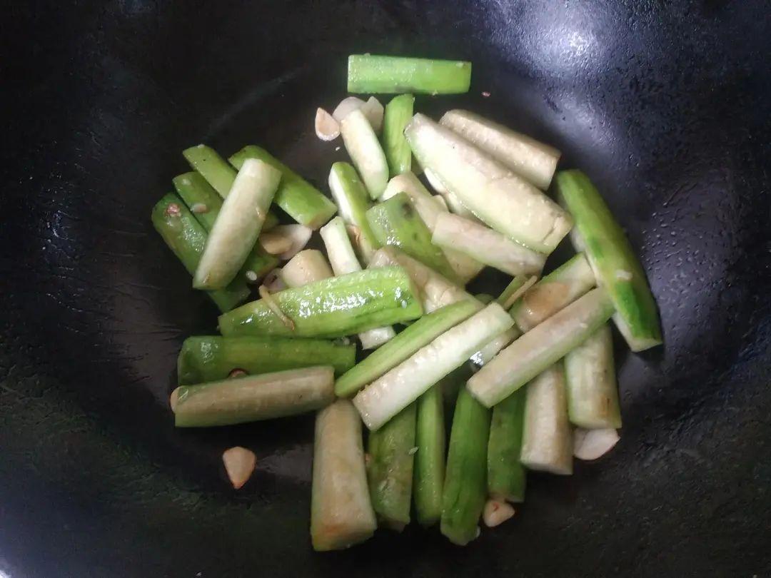 夏至来临,别忘了“补阳气”,吃2果食3肉-补阳气的食品有哪些