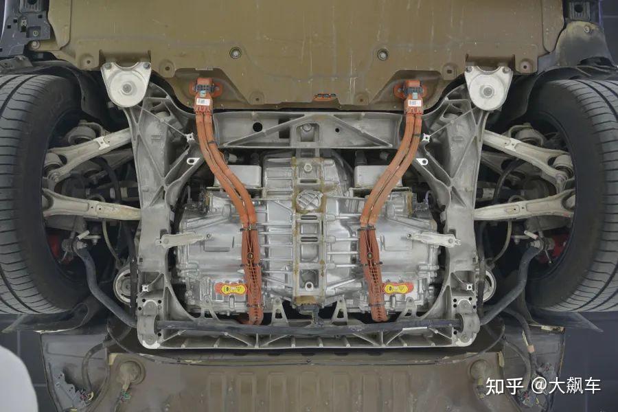 特斯拉model s底盘拆解,都是顶级,满分底盘!