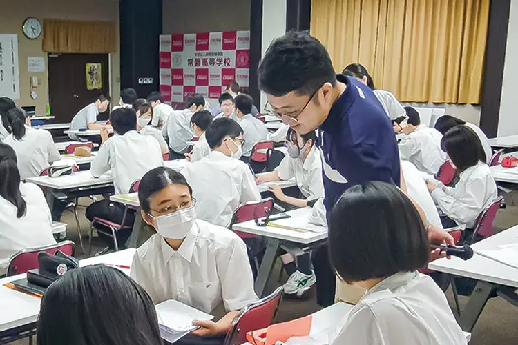 请输入图片描述