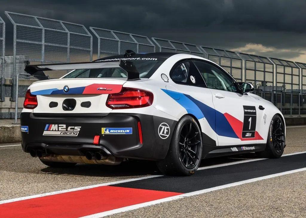 公路跑车的华丽蜕变海外试驾bmwm2csracing