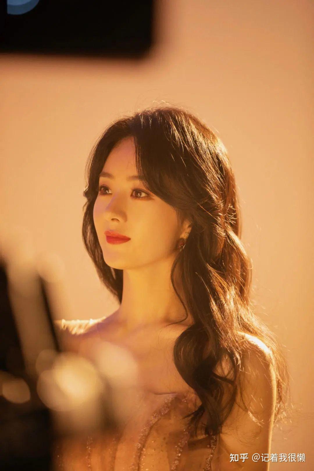 赵丽颖离婚后首当监制!全身心投入工作,事业或迎来新巅峰 - 知乎