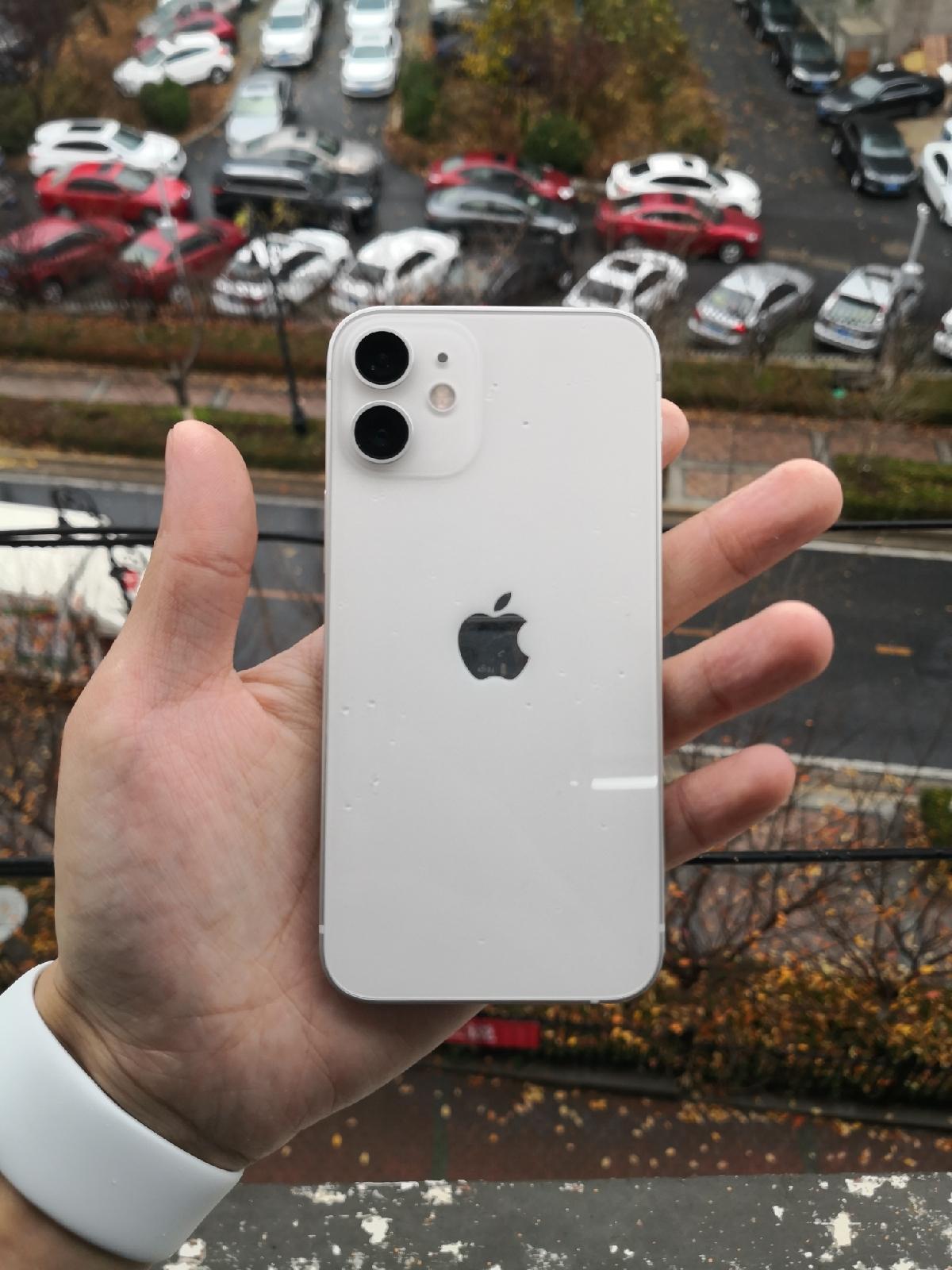 Iphone 12 Mini测评 极简主义的幻影 知乎