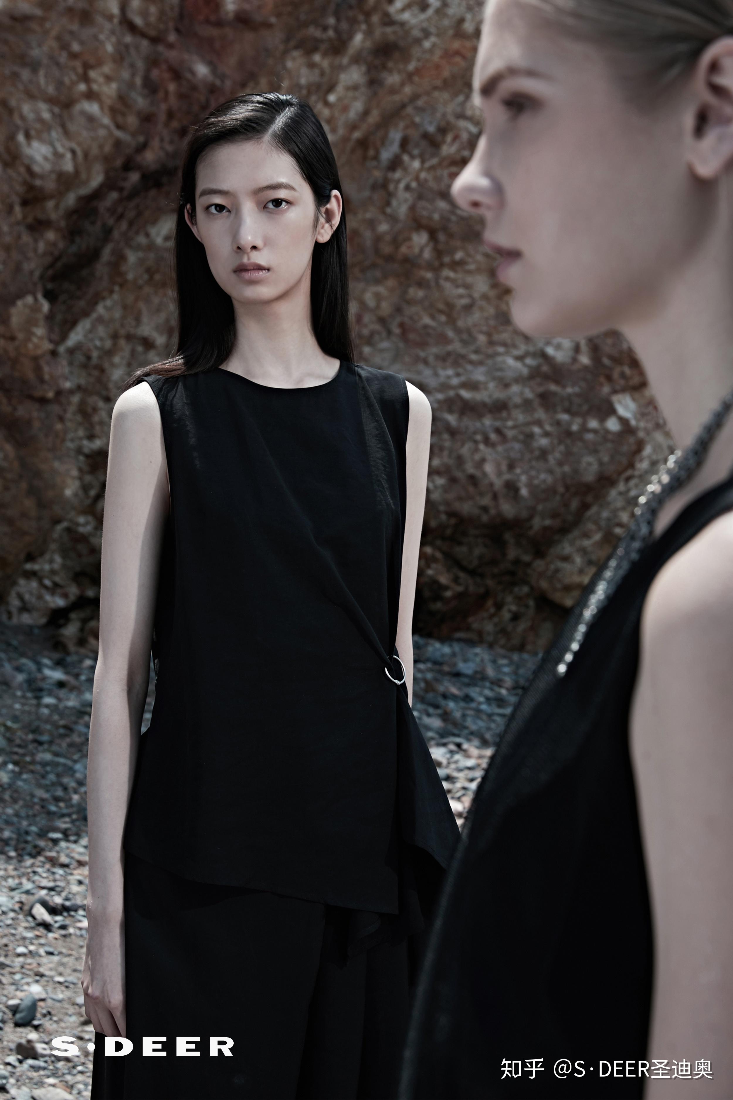 提到cici,很多人的记忆却还是稍稍停在那让人惊艳的作为唯一亚洲模特