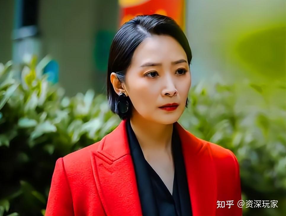 演员曲珊珊嫁给落魄的黄海波任劳任怨九年如今苦尽甘来