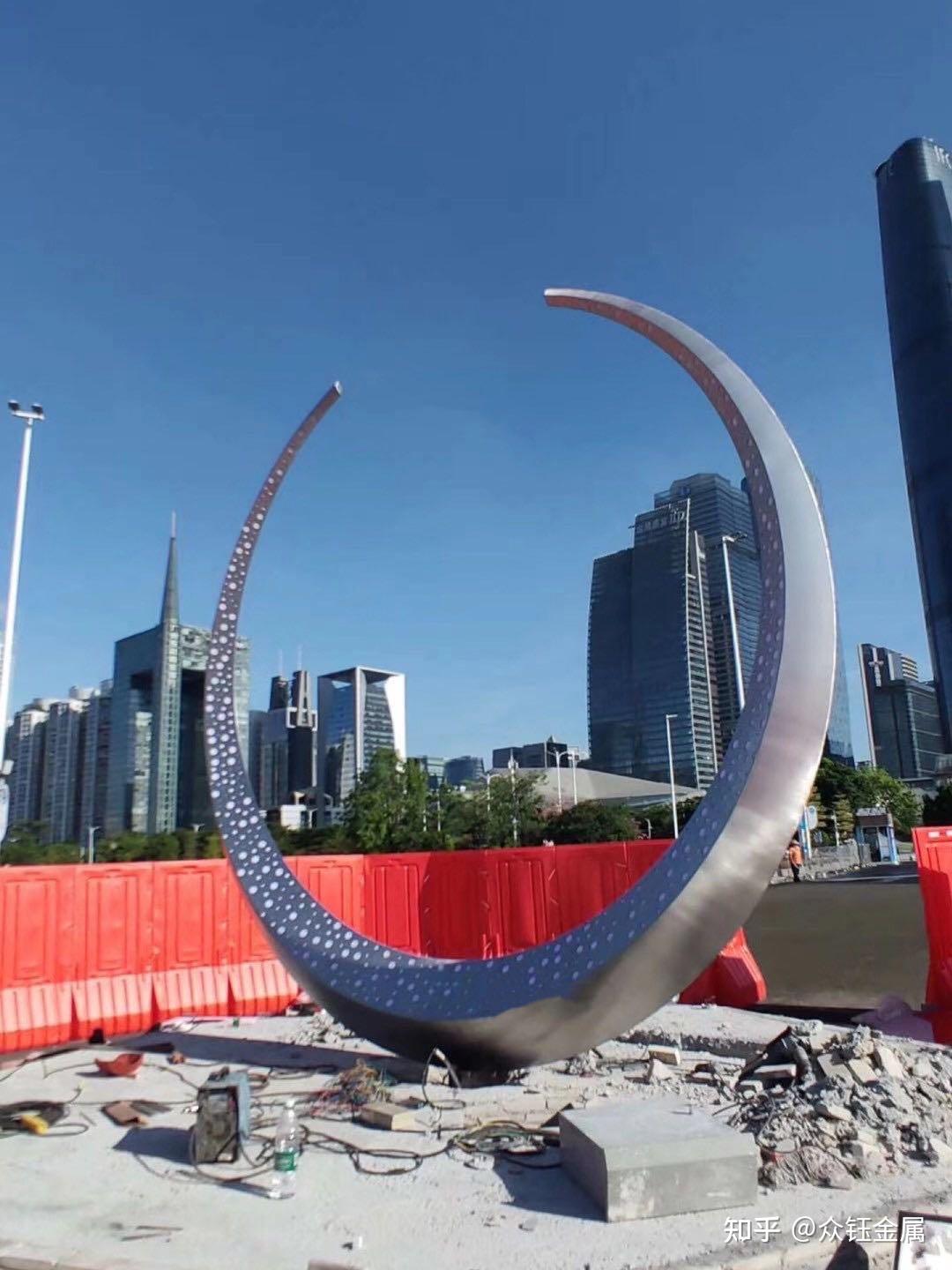 不锈钢月亮雕塑 水景月牙雕塑 - 知乎