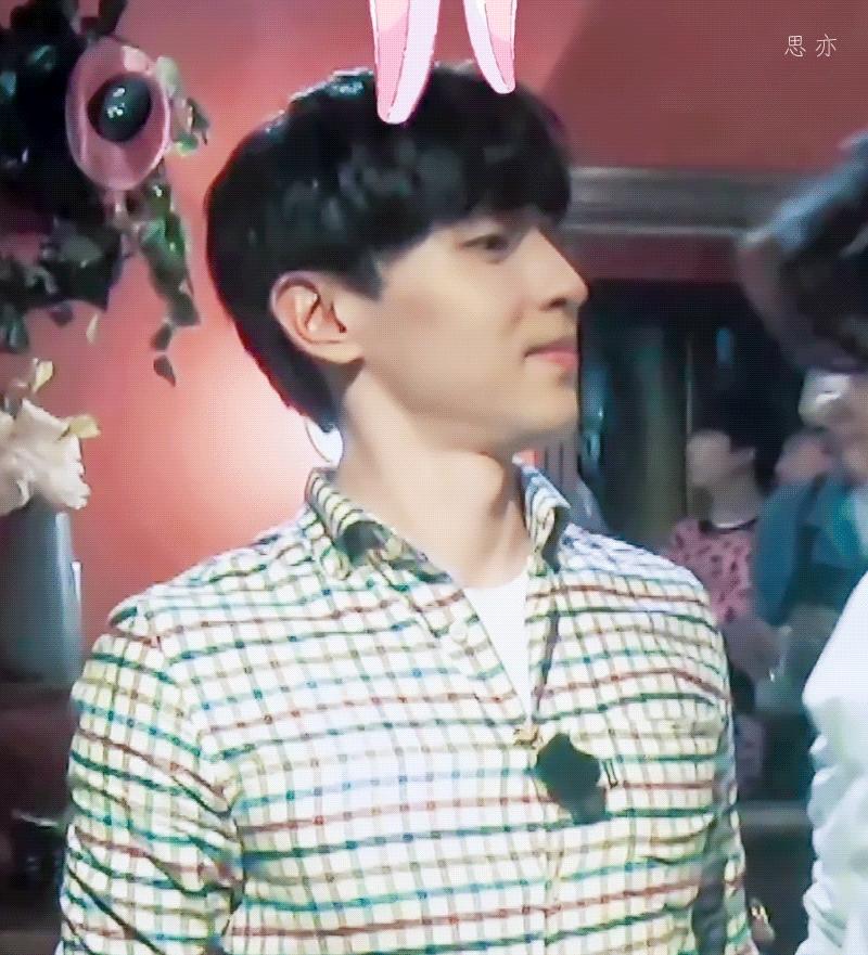 密室大逃脱第一季免费完整看完 v2-5696631b76c7b39e66a9809232d47162_r.jpg