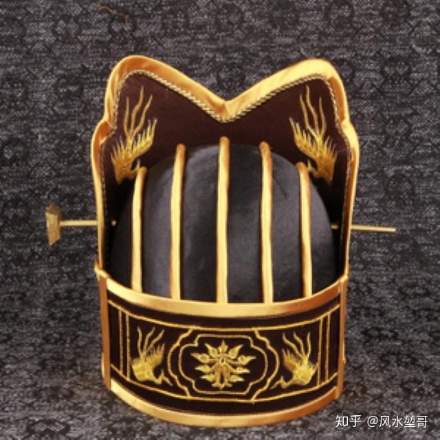 一米帽冲上热搜仿若回到古代要不咱们去看看明朝的帽子