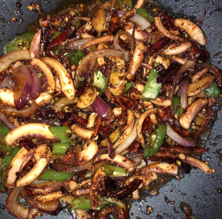 v2-56d7175acf60f506bba5f01ef2e80c33_1440w.jpg?source=172ae18b