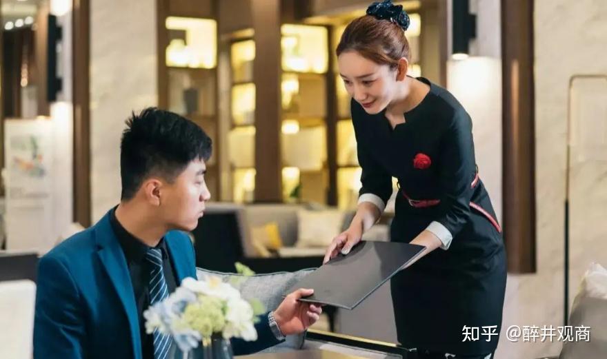 一,案例分享:奢侈品的社会价值认同,简单粗暴,效果卓著