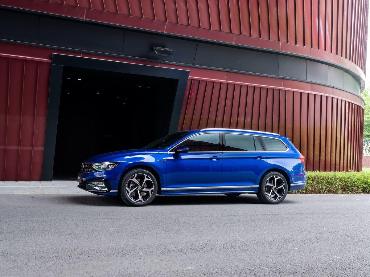 增魅影蓝配色大众新蔚揽旅行轿车售2648万元起