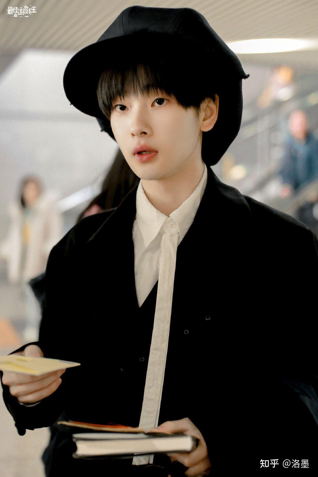 周震南为什么这么可爱? - 知乎