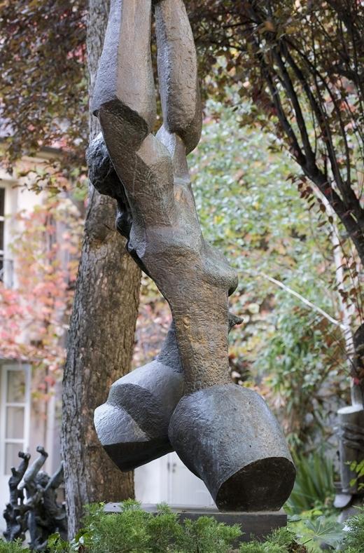 扎德金博物馆:棱角分明的立体主义世界