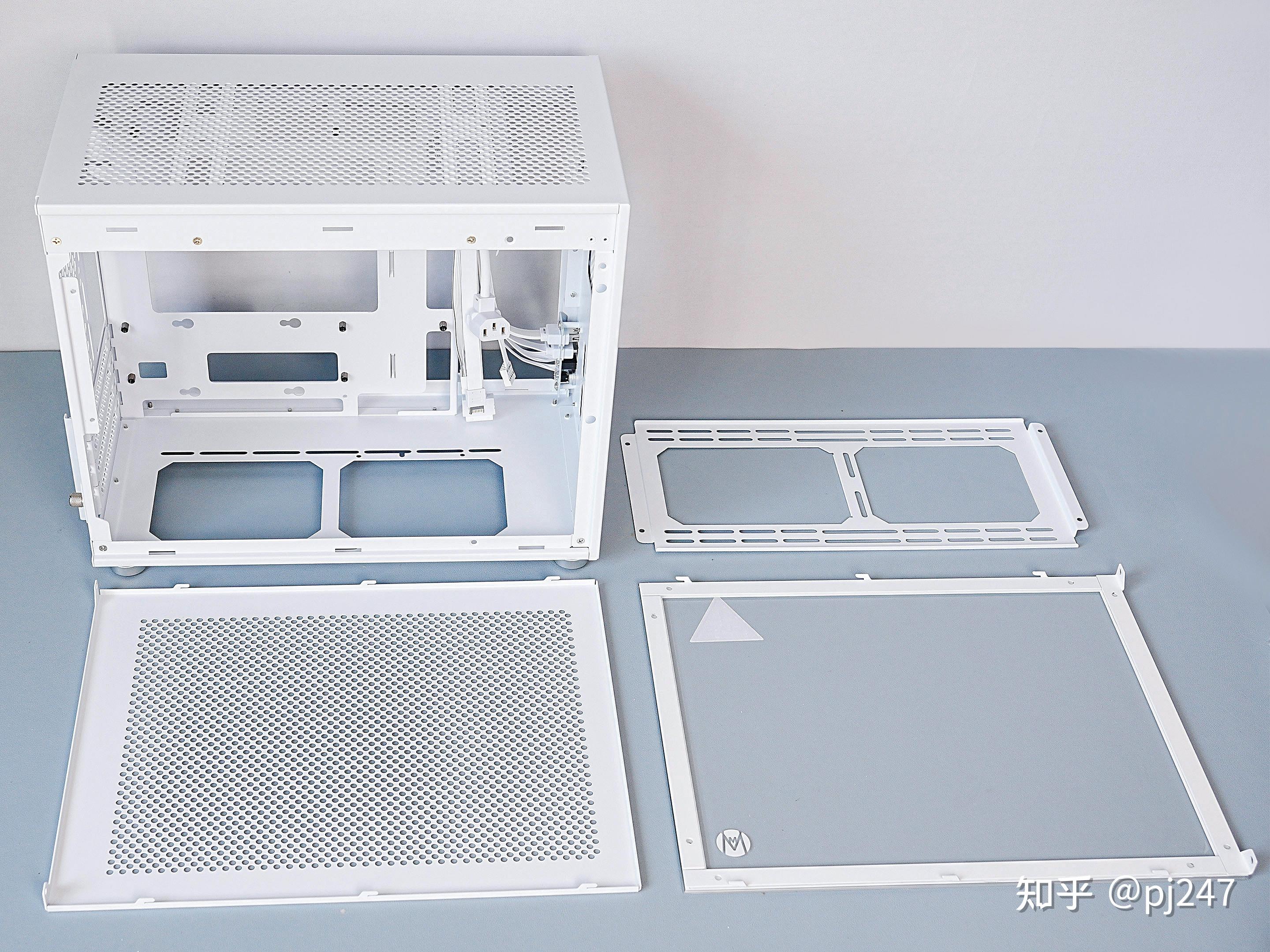 看透硬件搭配技巧就靠这台白色mini主机了!