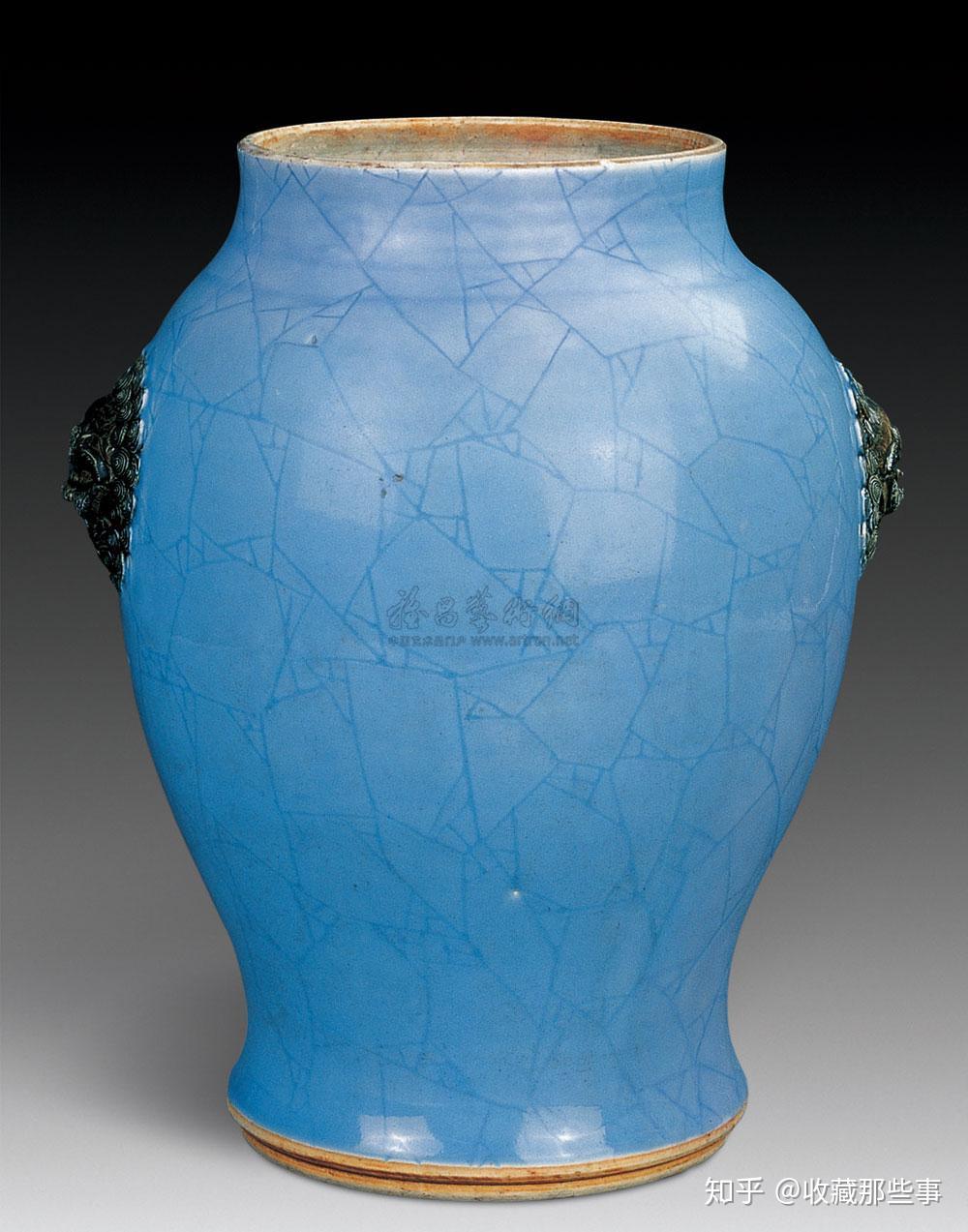 贝斯达拍卖行鉴别蓝釉瓷器的真伪