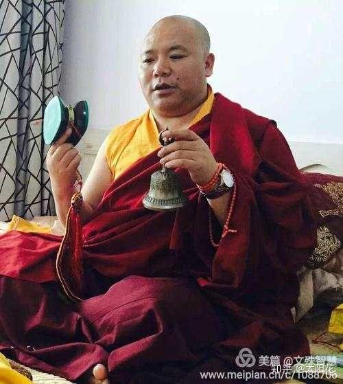 德庆益西降措仁波切大圆满