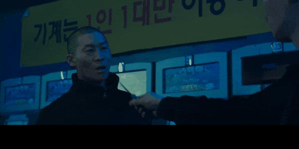 《UDT：我们小区特工队》笑不活了，这两位“恶人”演喜剧超有料