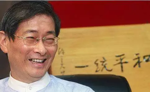 白狼张安乐的黑白人生竹联帮总护法企业家党魁