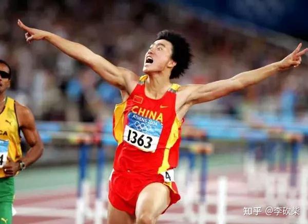 刘翔：万人敬仰到跌落神坛，退役后没工作的他，如今怎样了 - 知乎