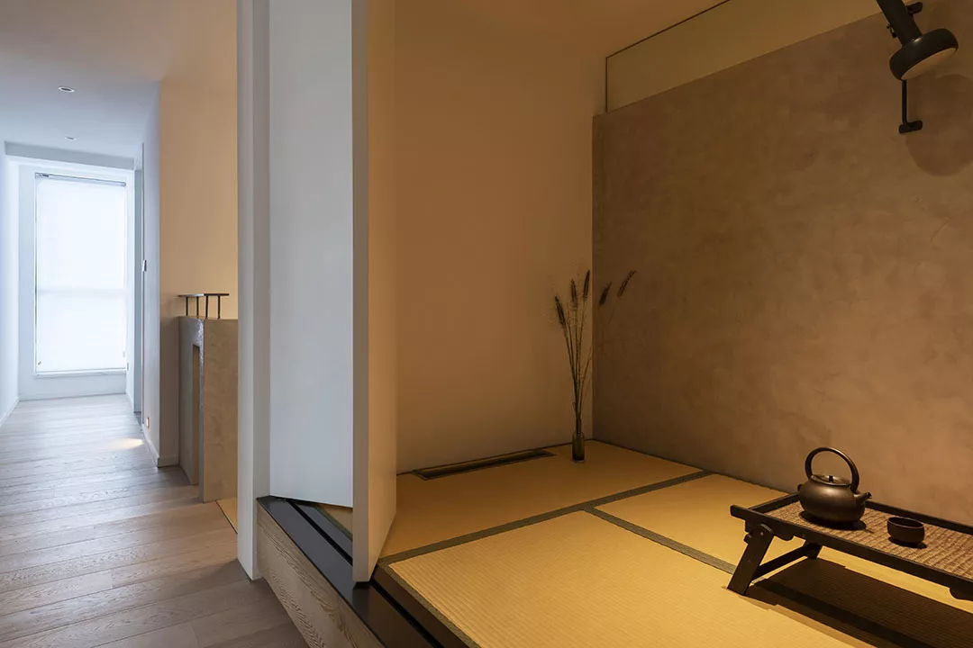 240㎡跃层有小木屋,冥想室不稀奇,刚刚好的简约装修更有意思 - 知乎