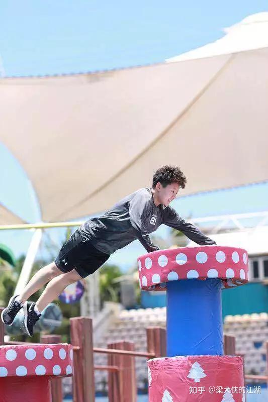 粱大侠 《勇往直前乐拍拍》| 召集最强勇士,挑战闯关真人秀