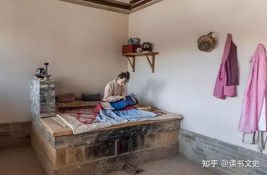 为何东北人全家睡在一个炕上？两口子不尴尬吗？东北习俗你知多少 - 知乎