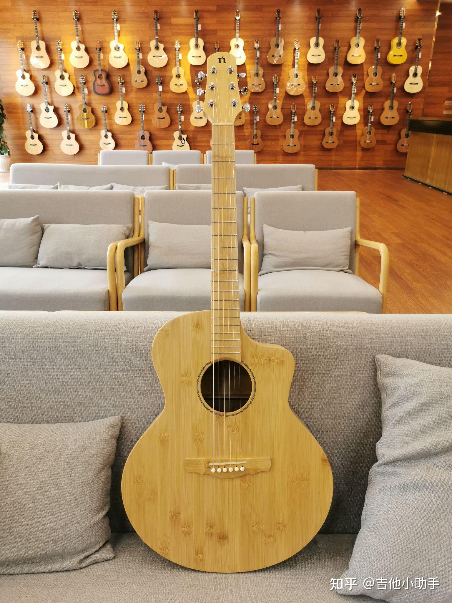 关于娜塔莎全竹吉他