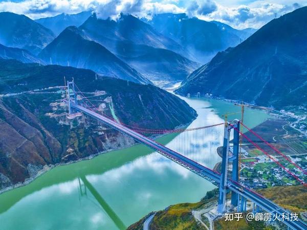 雅康高BOB速兴康大桥为何被誉为中国奇迹，造价超14亿