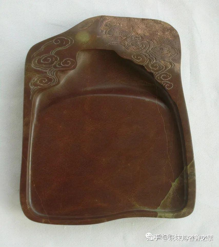 今天给朋友介绍五位寻找琅琊紫金砚的人他们分别是紫金李齐石明刘祥生