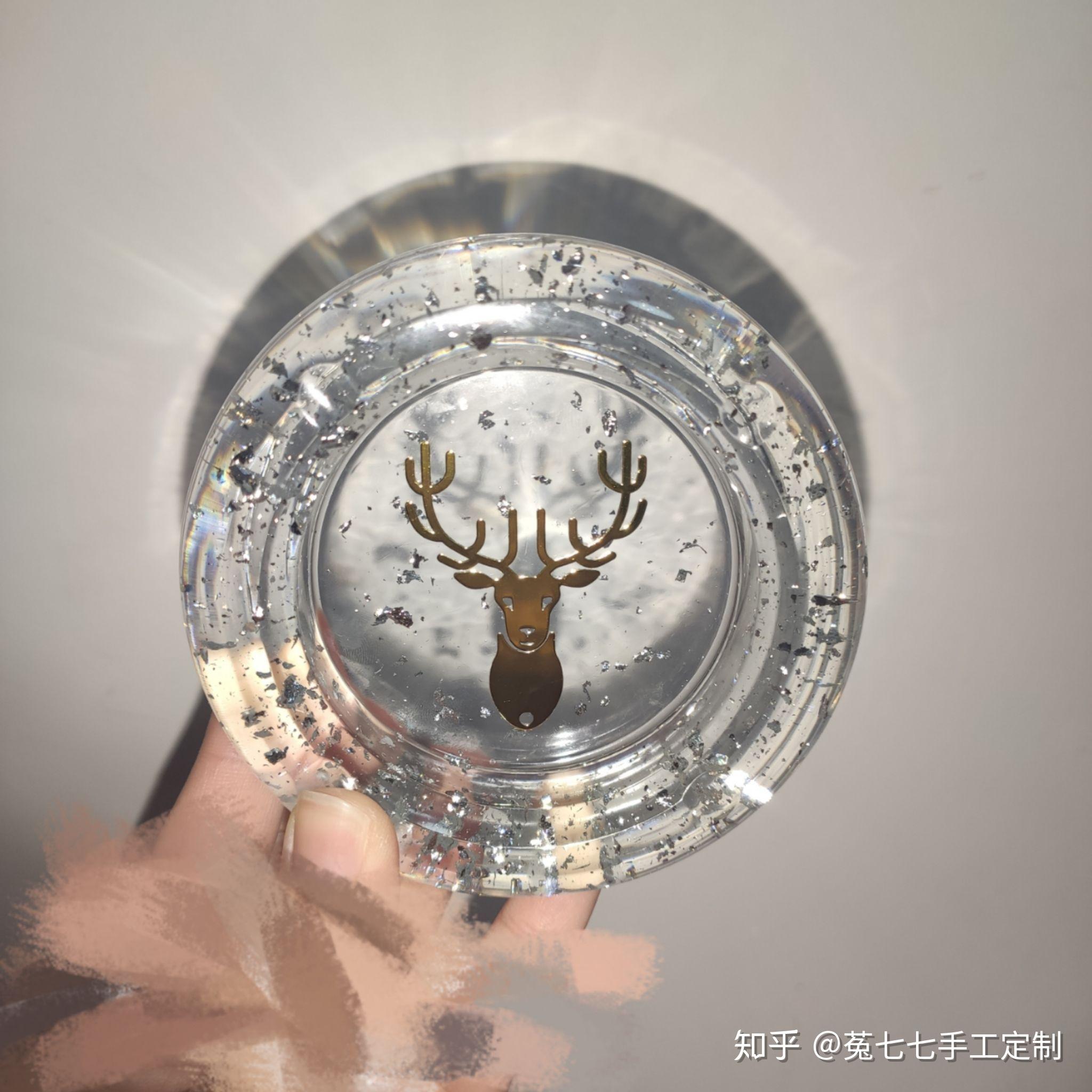 手工水晶滴胶成品图