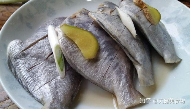 扒皮鱼5种最好吃的做法,简单美味又下饭,看看你喜欢吃哪种? - 知乎