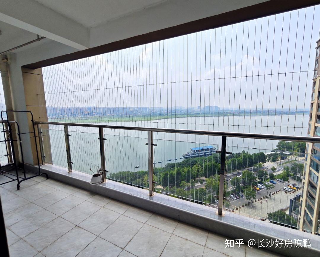 长沙一线江景房涨价明显!有套188万的一线临江大四房,赶紧抢! - 知乎