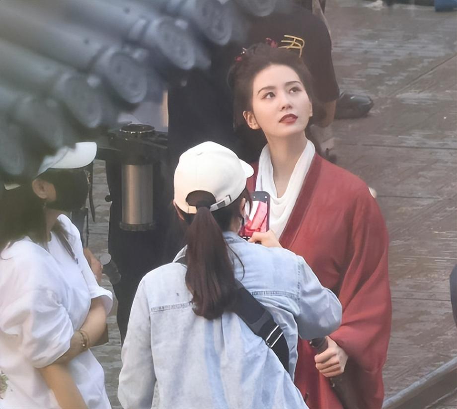 《一念关山》刘诗诗红衣古装好惊艳!刘宇宁方逸伦造型反差大! - 知乎