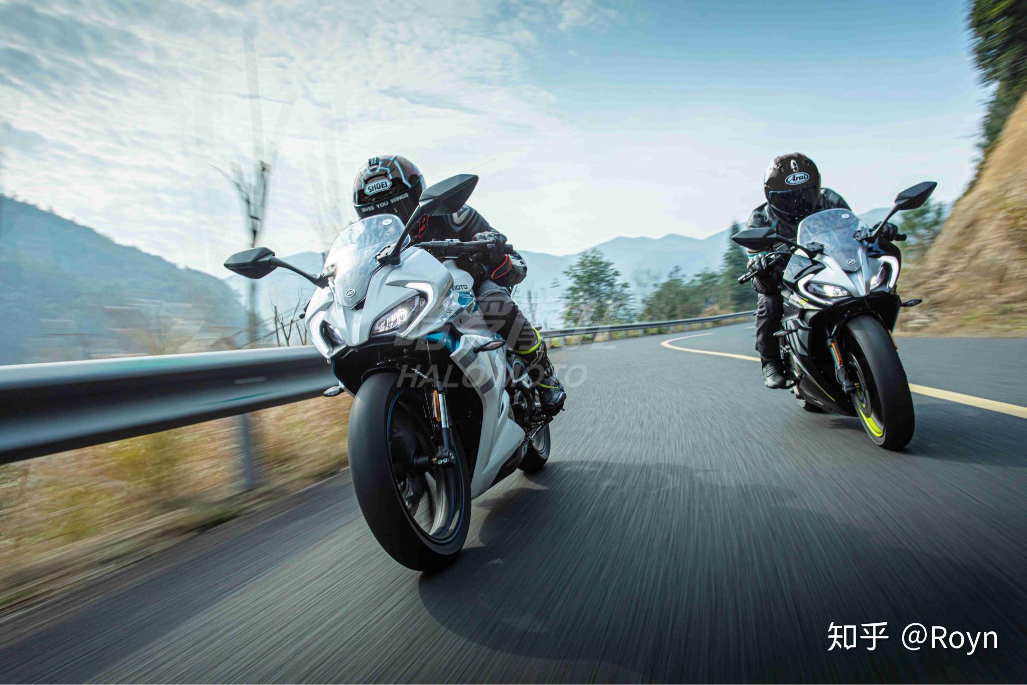 春风摩托车250图片 v2-5a52f7689d9d1f76183511de5acb9752_r.jpg