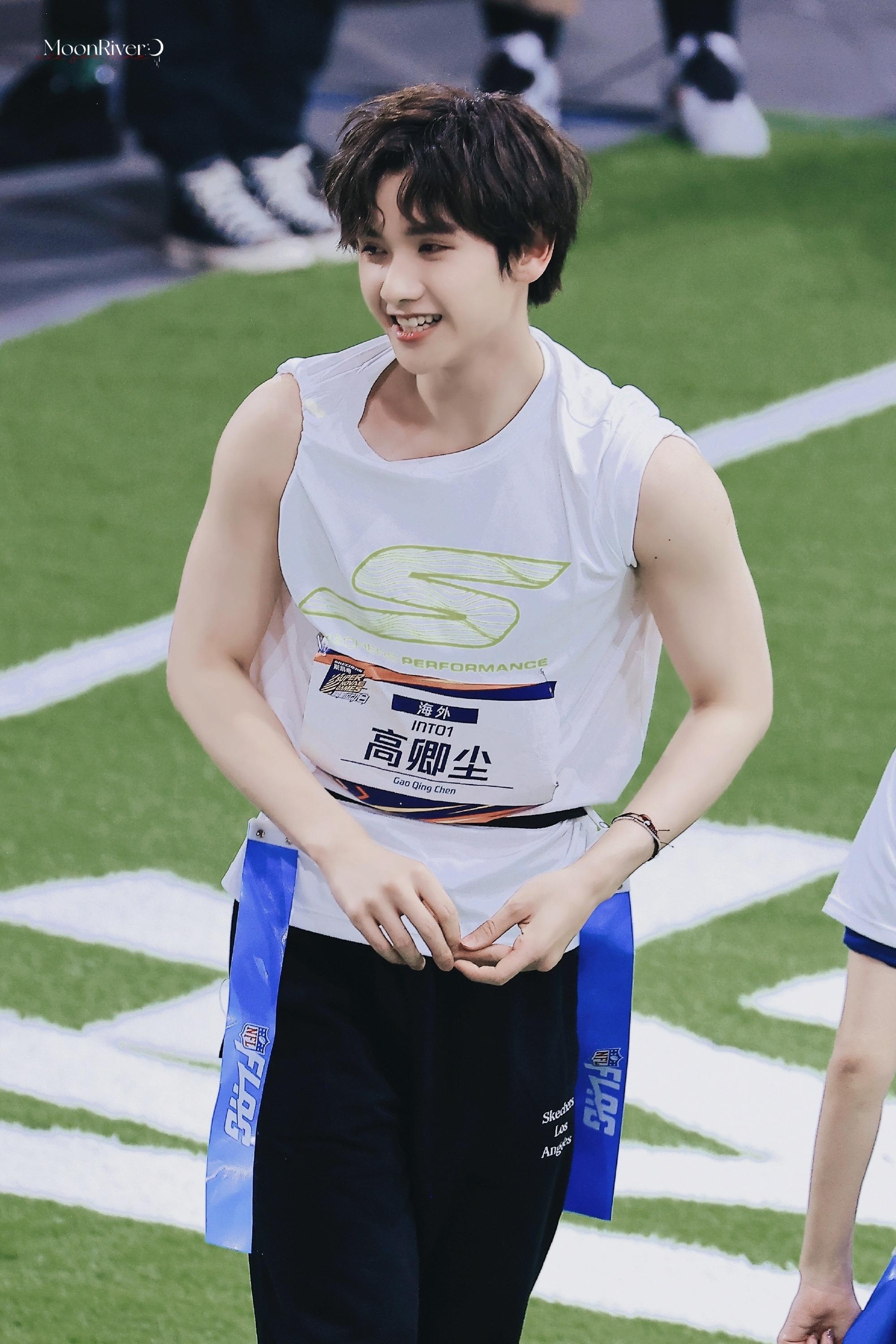 小九高卿尘可爱又治愈的enfj修勾