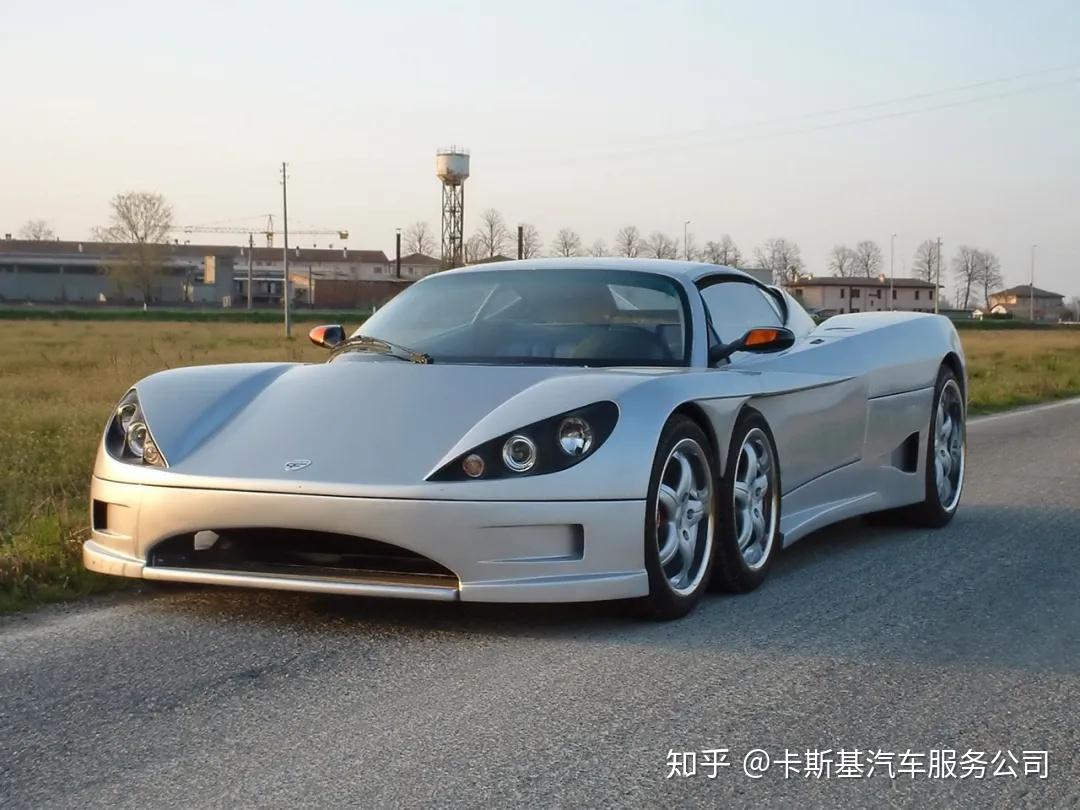 一台来自意大利的怪异的六轮超跑 - 知乎