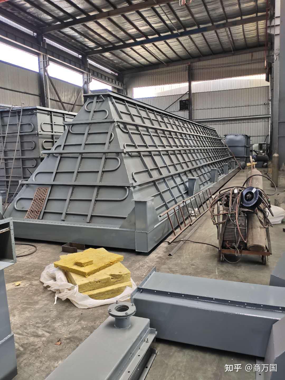 布袋除尘器灰斗组件的结构设计