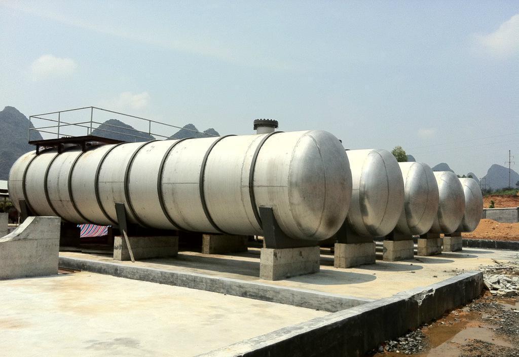 危险品,且仪表的设置又与介质特性有关,常压和低压储罐应设置液位计