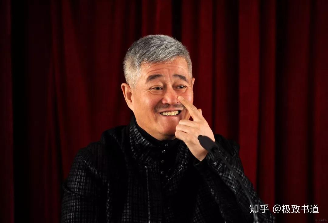 原来这些名人都是左撇子,一起谈谈左撇子那些事吧!