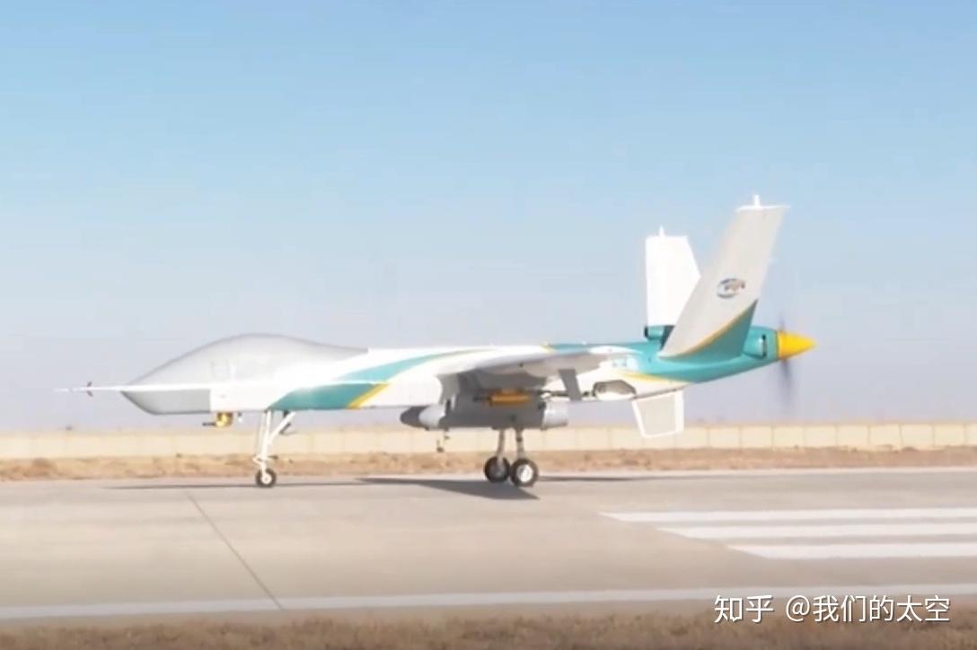 世界首架人工影响天气无人机"甘霖一号"首飞成功1.