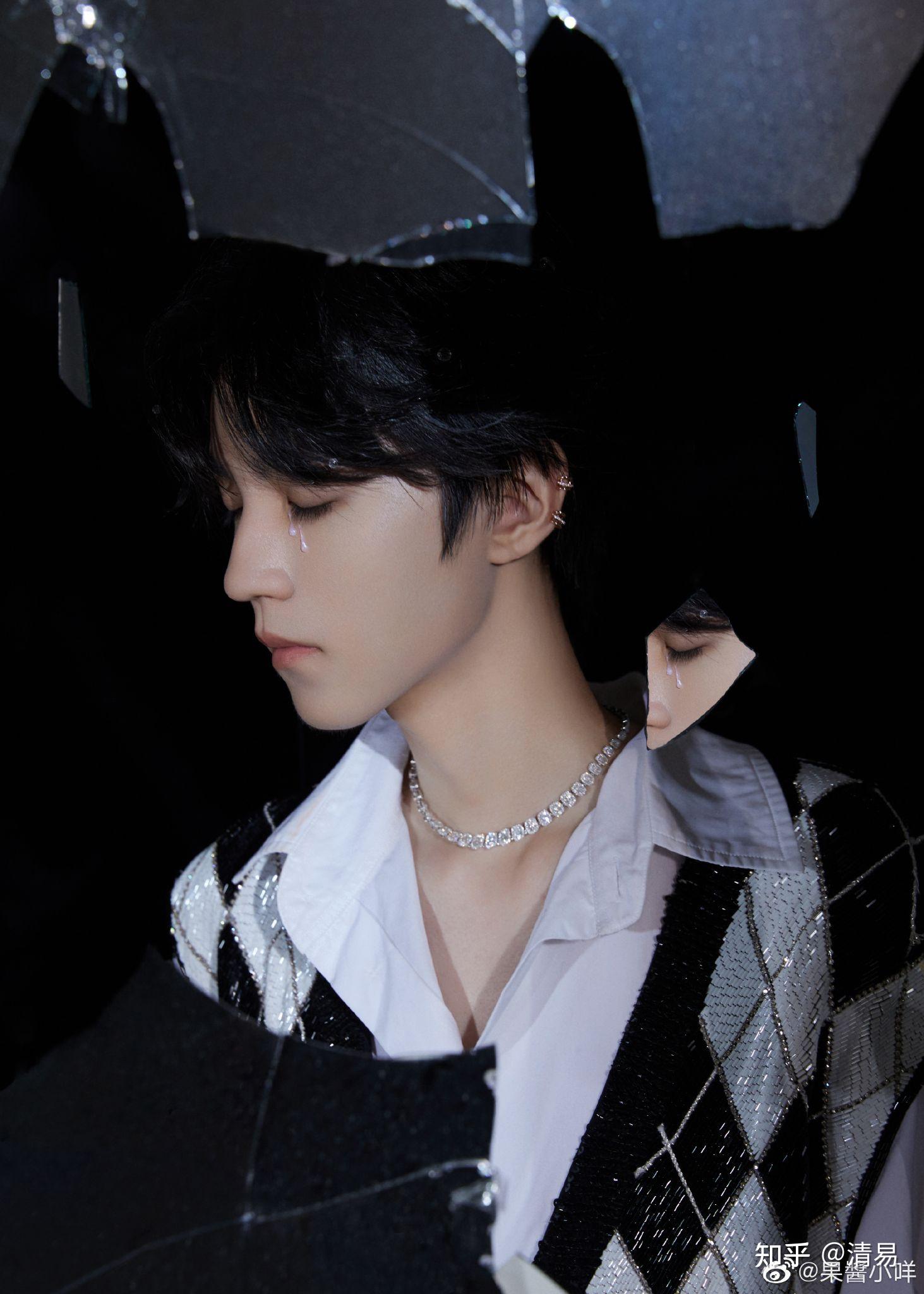 大家有没有tfboys的绝美神图,单人也可?