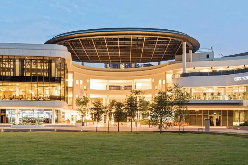 满城桃李属春官新加坡国立大学杨秀桃音乐学院