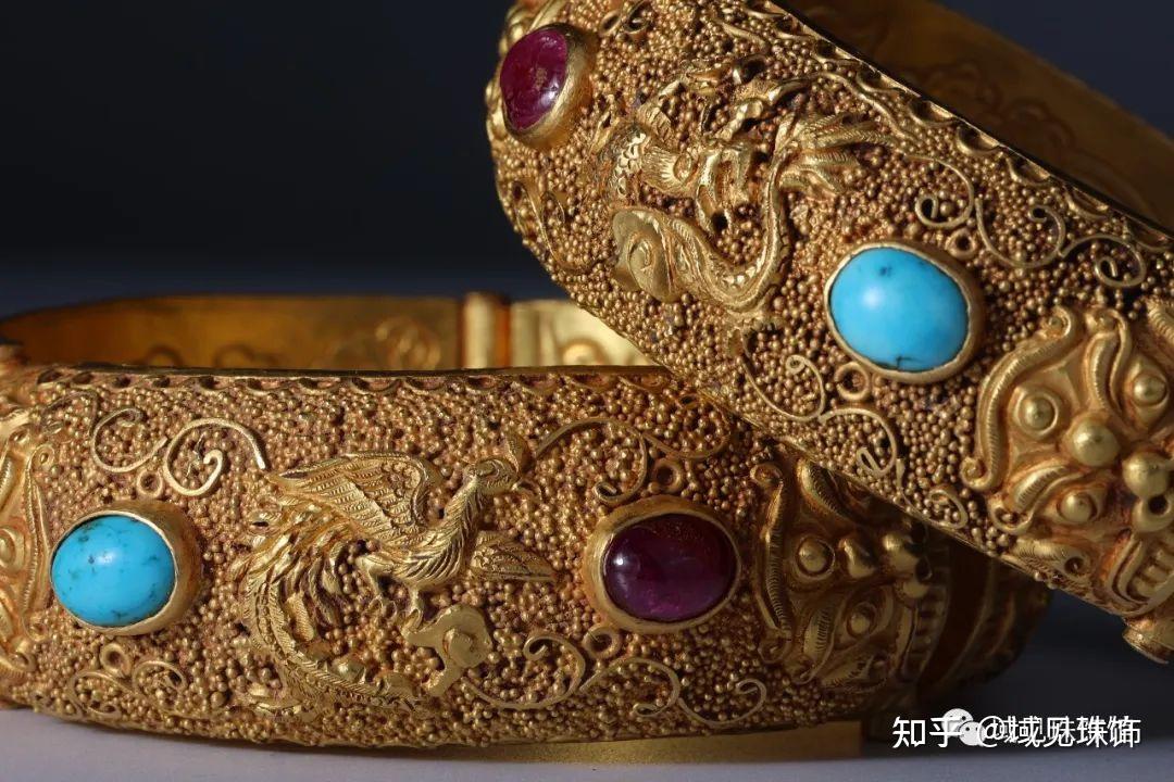 古墨 龙凤成祥 共箱 中国美術 清時代 置物 缘起物 黄铜龙凤摆件Feng Shui Decoration 龙凤呈祥装饰品家居书房