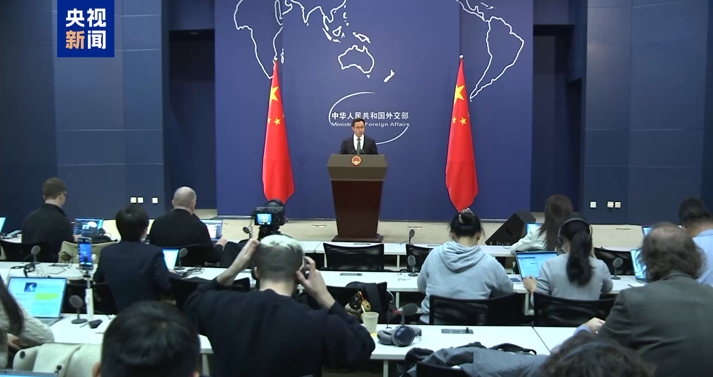 中方向伊朗、约旦、黎巴嫩、伊拉克四国提供紧急人道主义援助，对当地有哪些帮助？