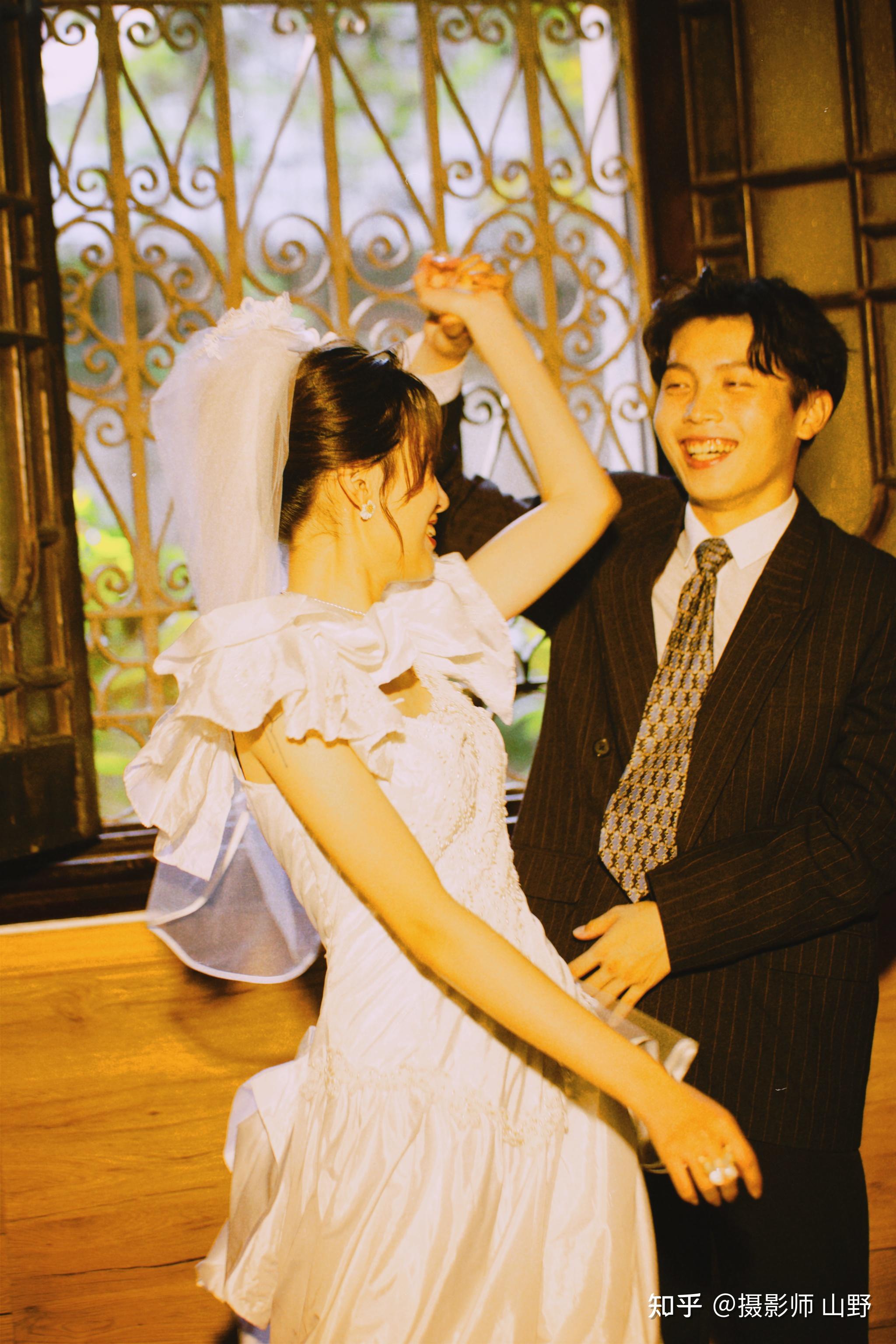 纪实风婚纱照这样拍准没有错!